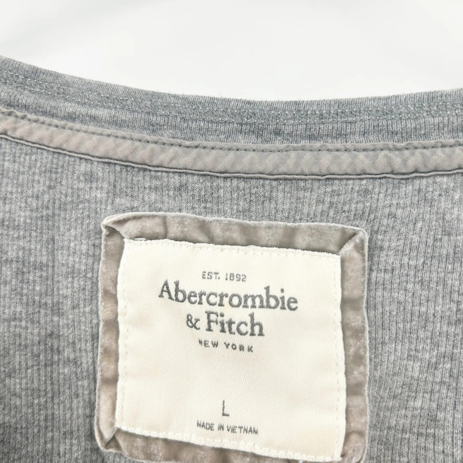 Abercrombie & Fitch Y2K Vintage Bella Swan Ribbed Long Sleeve Henley Top Size L - Image 4