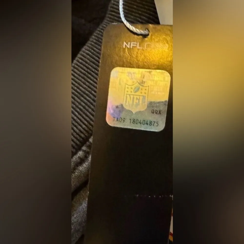 NFL Team Apparel Kansas City Chiefs Sweatshirt Women’s Size Large - Image 5