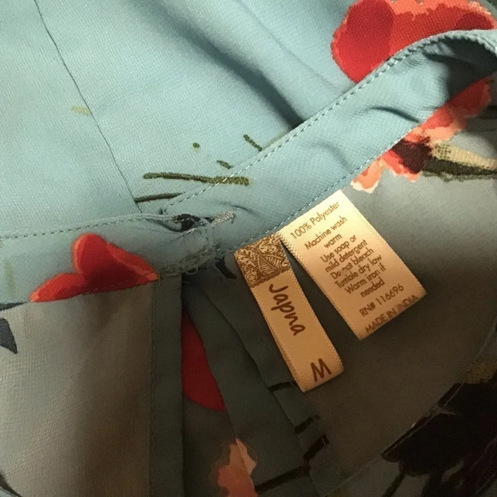 Bright floral cold shoulder top - Image 3