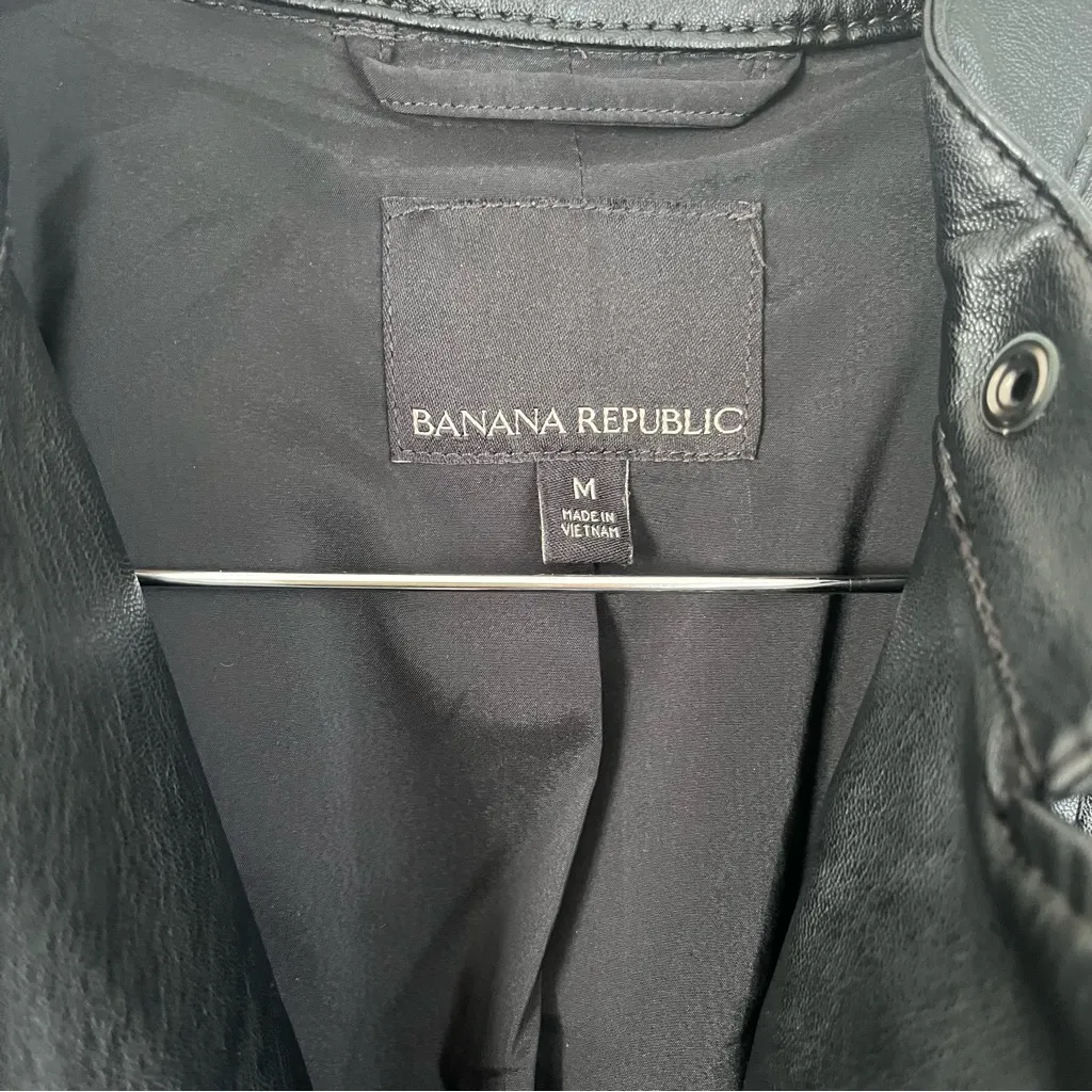 Banana Republic Black Vegan Leather Moto
Jacket Size Medium - Image 5