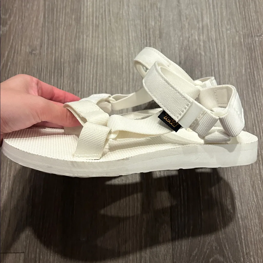 Teva White  Sandals Size 6 - Image 3