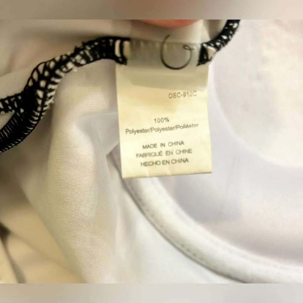 Black and White Japanese Crane Print One Piece Swimsuit Size Medium - Image 12