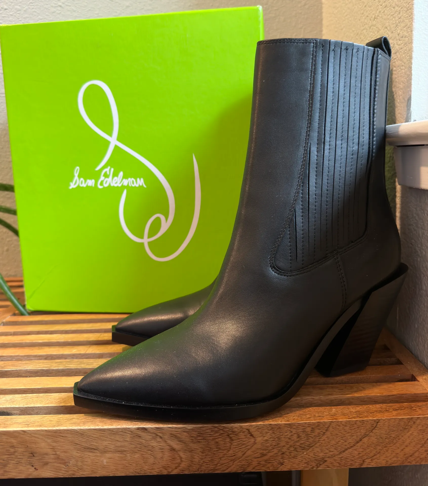 Mandey Chelsea Boots - Image 5