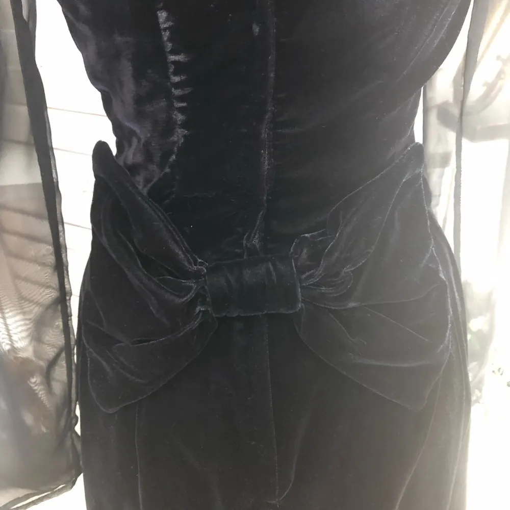 Vintage Black Velvet Sheer Sleeve Cocktail Dress XS - Image 5