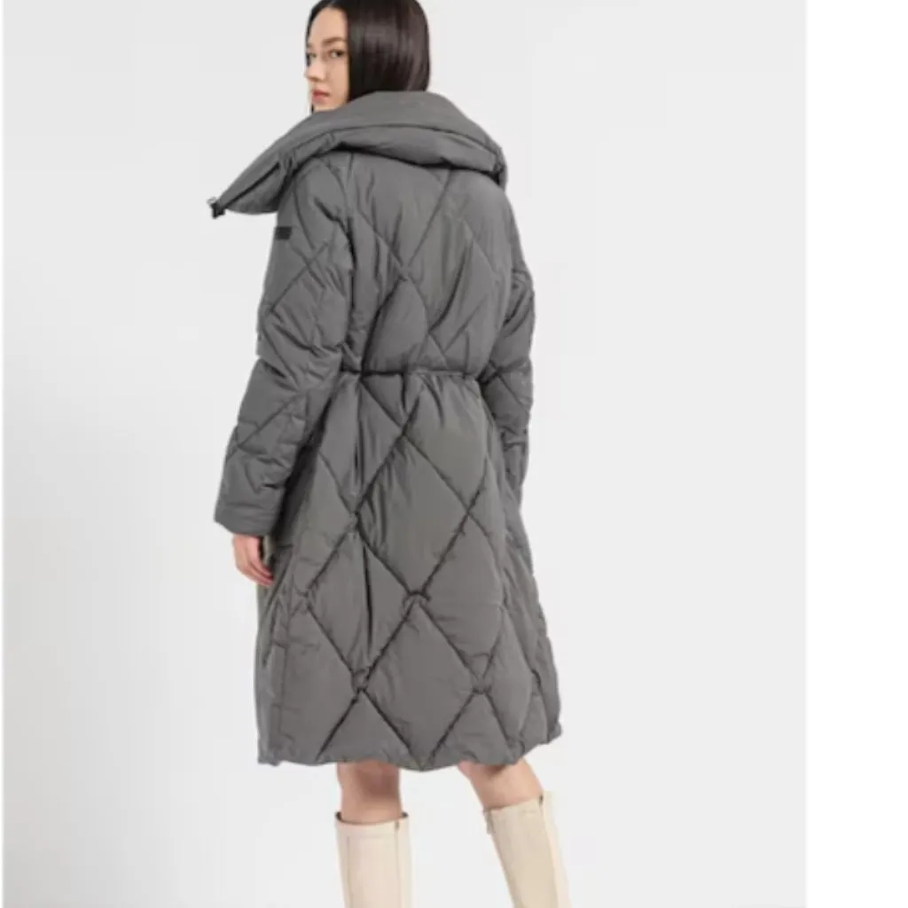 NWT DKNY Pillow Collar Diamond Quilt Long Puffer jacket with oversized - Image 5