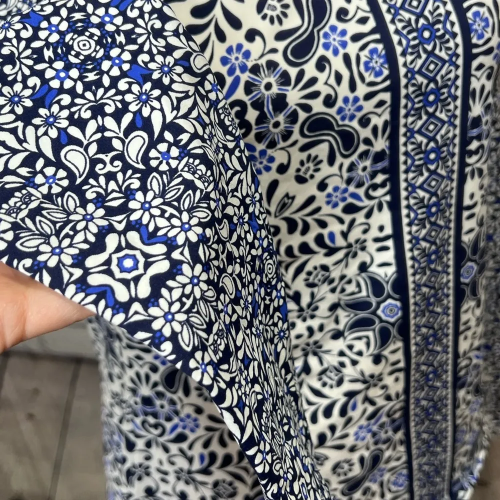 Lands End rash guard small - Image 4