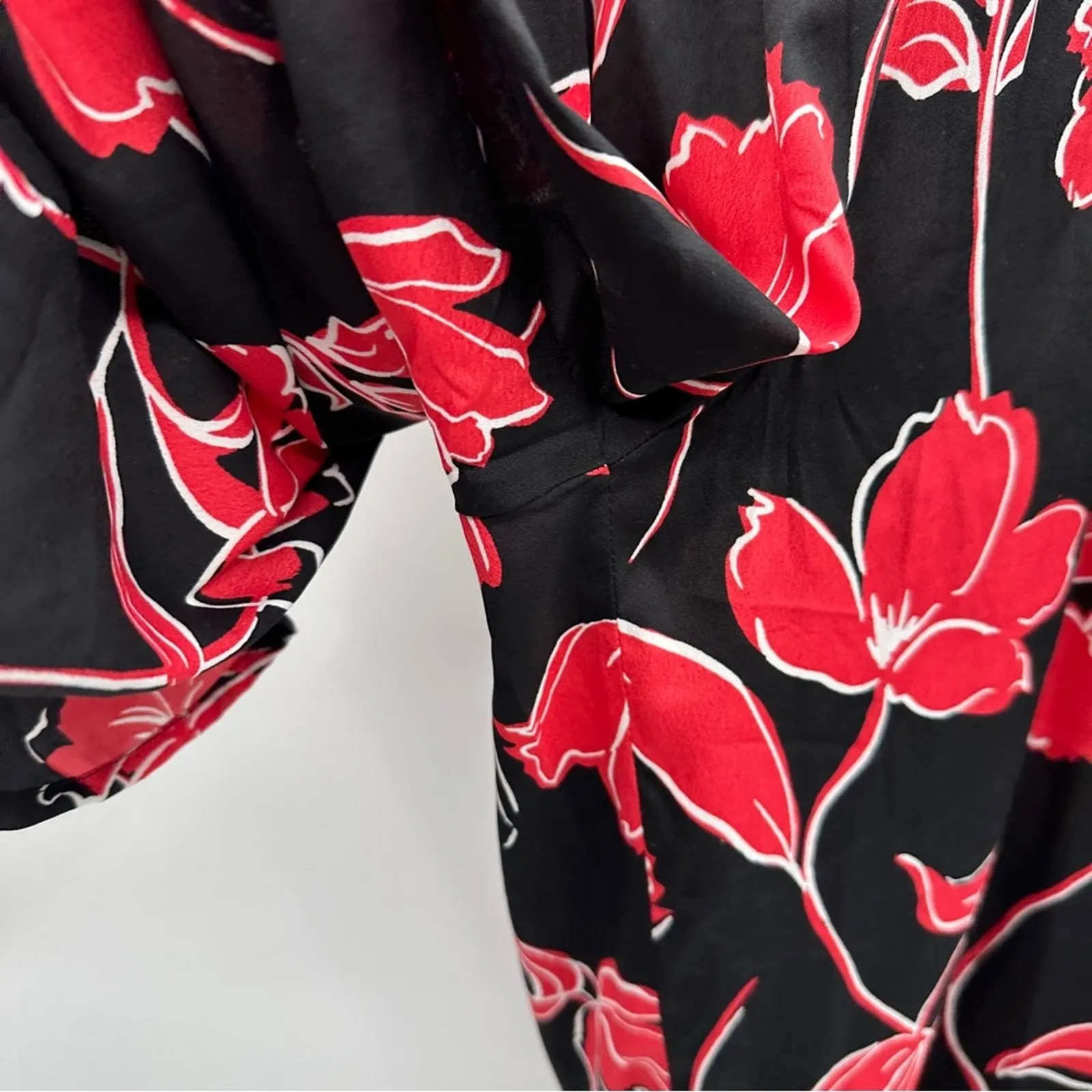 Band of Gypsies Black & Red Floral Print Sleeveless‎ Jumpsuit Size M - Image 5