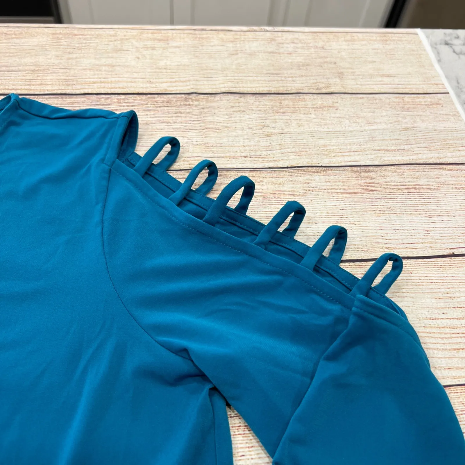 Michael Kors Deep Teal Cutout Shoulder‎ V Neck Long Sleeve Top XL NWT - Image 5