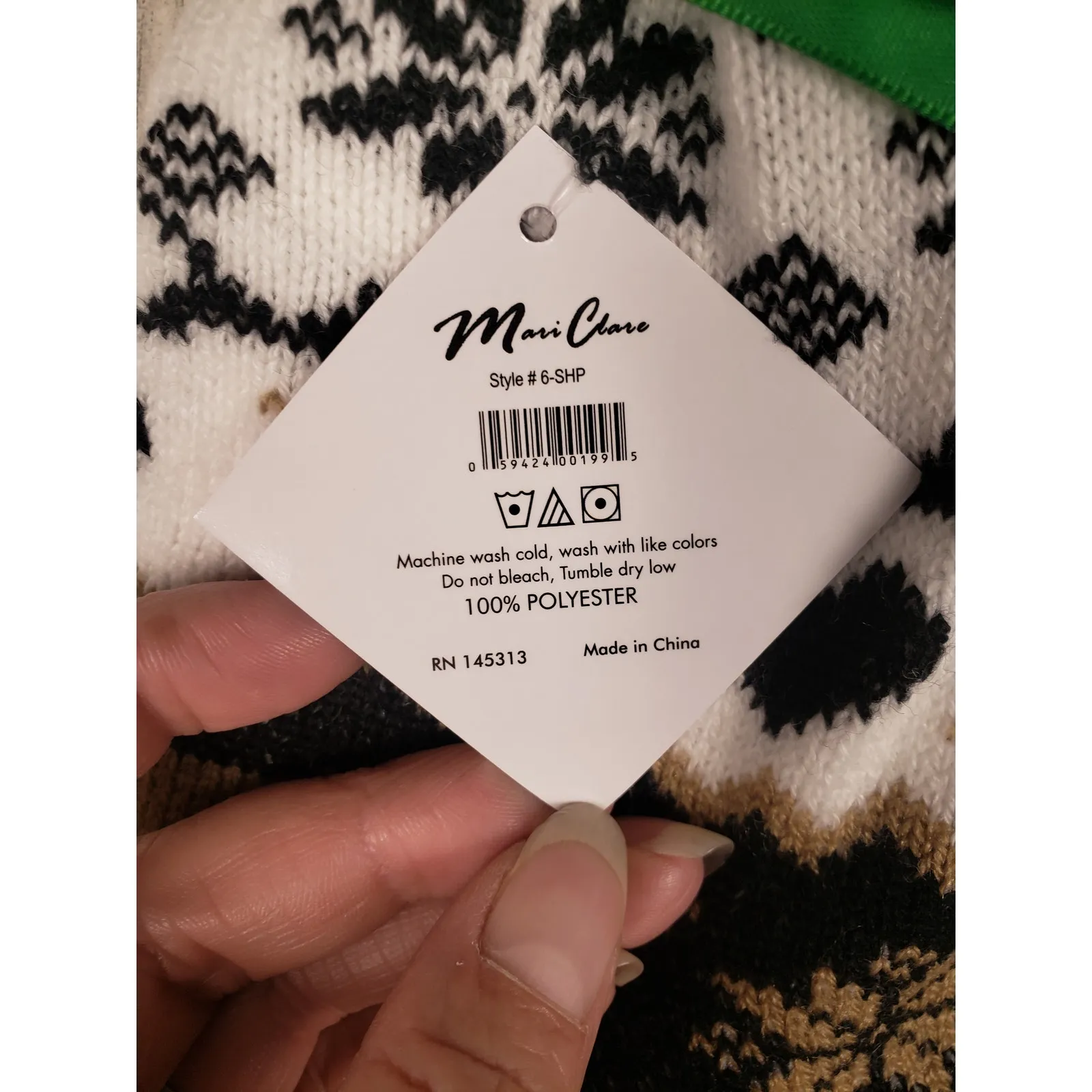 NWT Sherpa Lined Knit Winter Snowflake Holiday Design No - Image 5