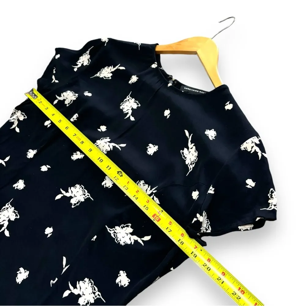 Something Navy Black Cream Floral Easy Flirty Mini Dress - Medium - Image 4