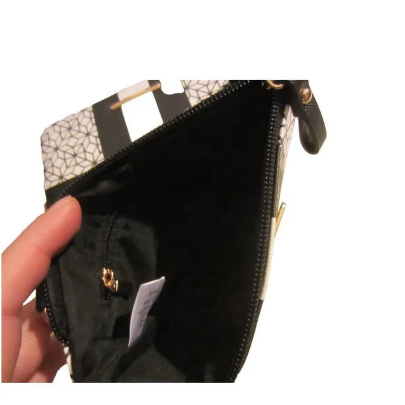 Modern Geometric Time and Tru Black White Satchel Tote Bag Wallet Makeup Bag Set - Image 7