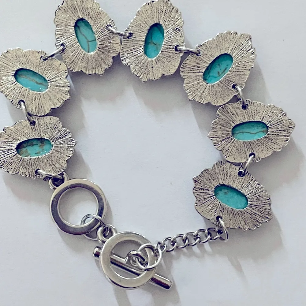 Vintage Faux Turquoise And Silver Bracelet - Image 3