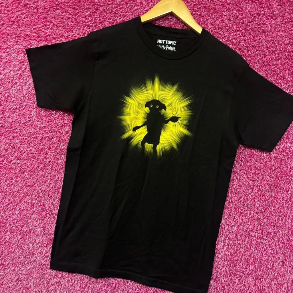 Harry Potter Dobbi the House Elf tshirt size medium - Image 3