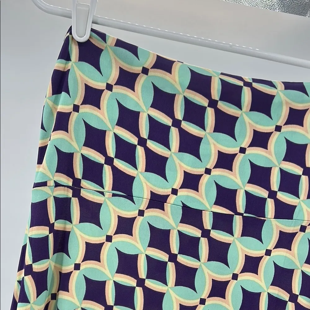 LuLaRoe Blue Purple geometric maxi Skirt M Casual stretchy travel - Image 7