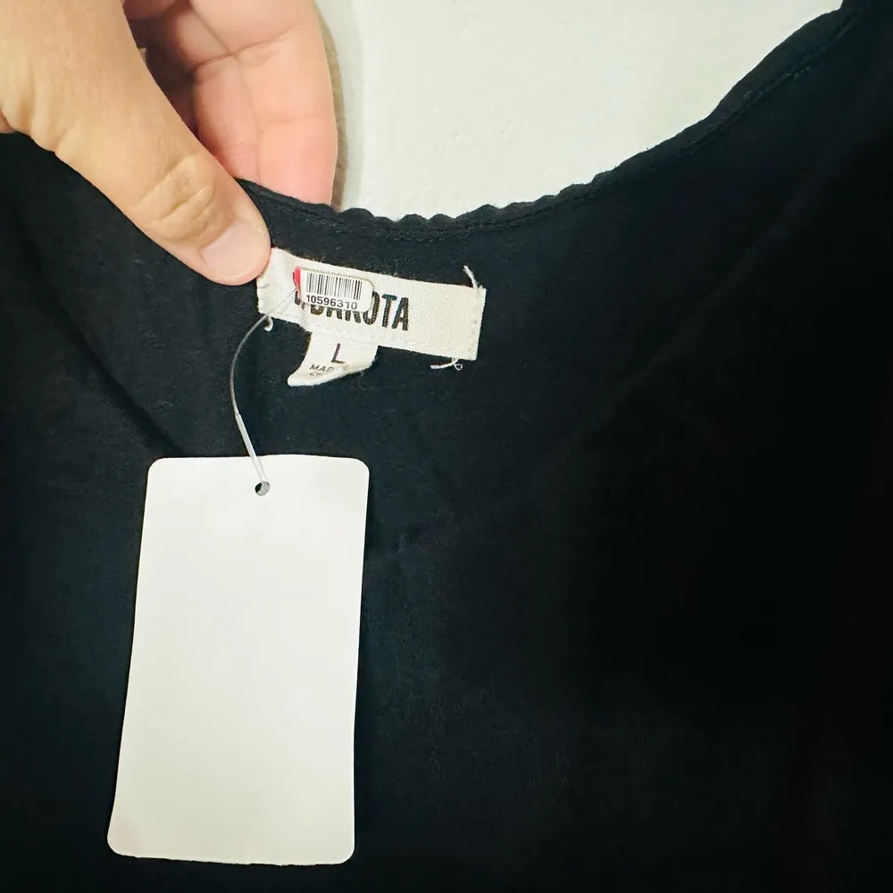 NWT BB DAKOTA Black Claudette Off Shoulder Oversized Jumpsuit Size Large - Image 6