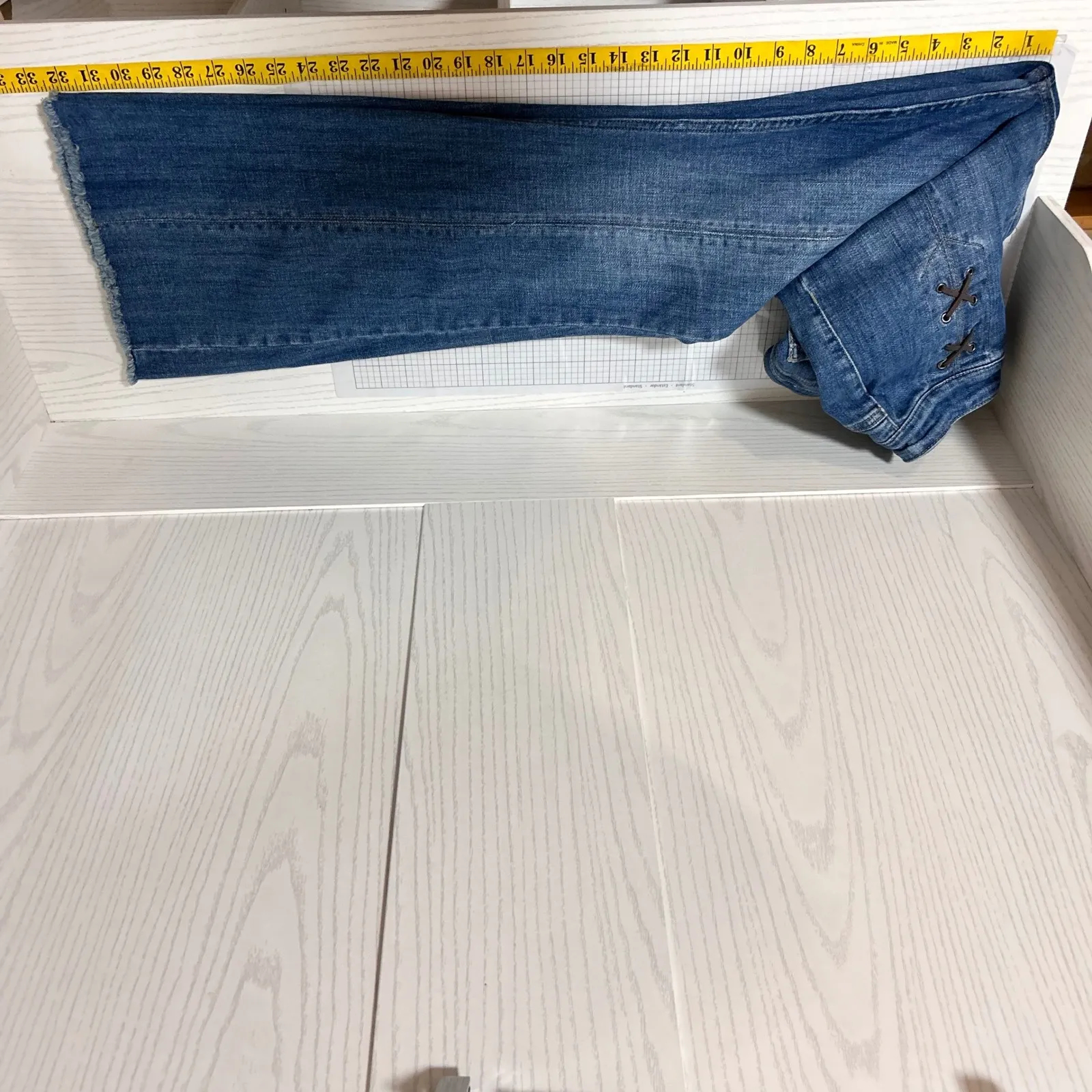 Idyllwind Miranda Lambert Jeans Womens Size 8 W x 34 L Flared Blue Denim Lace Up - Image 9