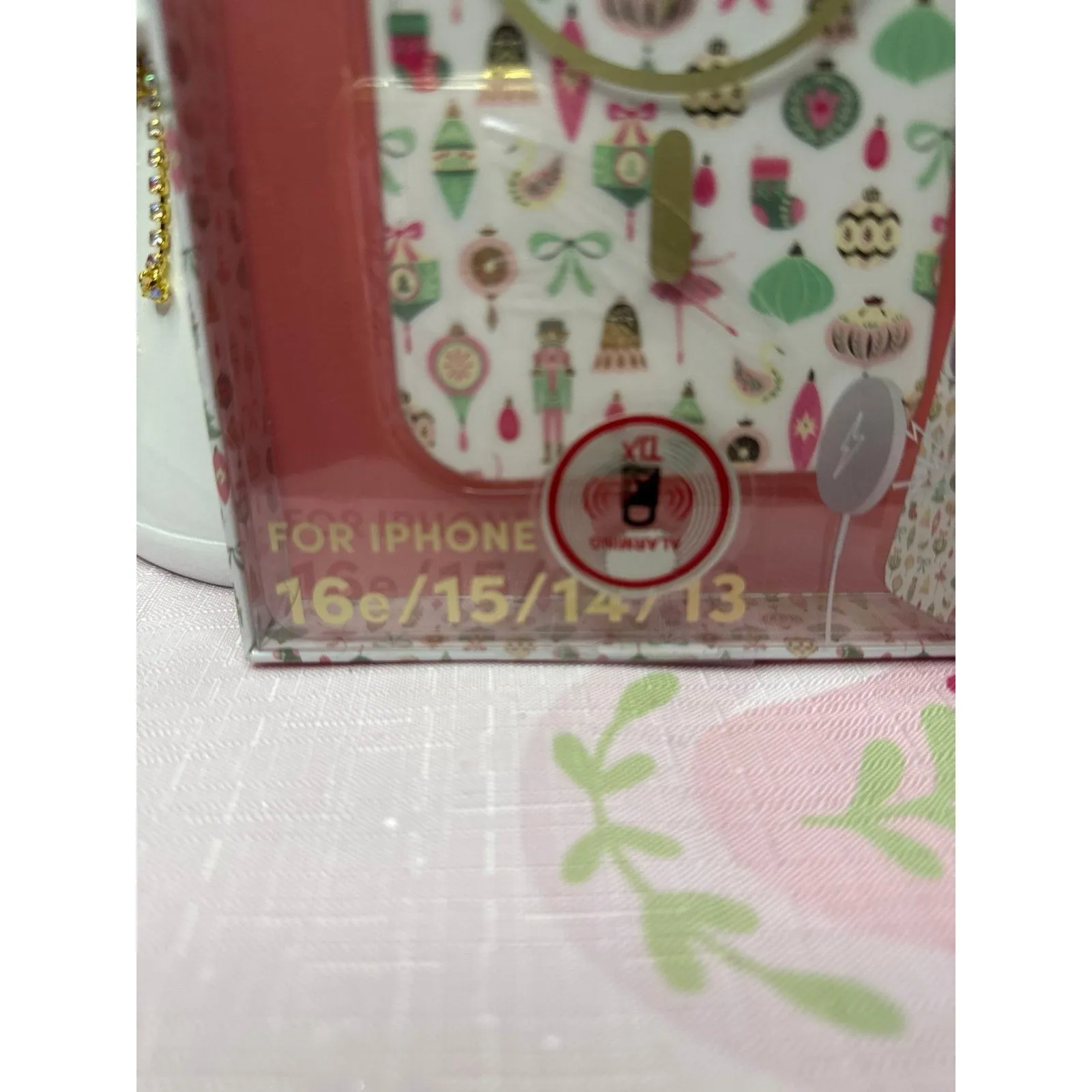 XO POPPY Nutcracker IPHONE 16e/15/14/13 Case - Image 2