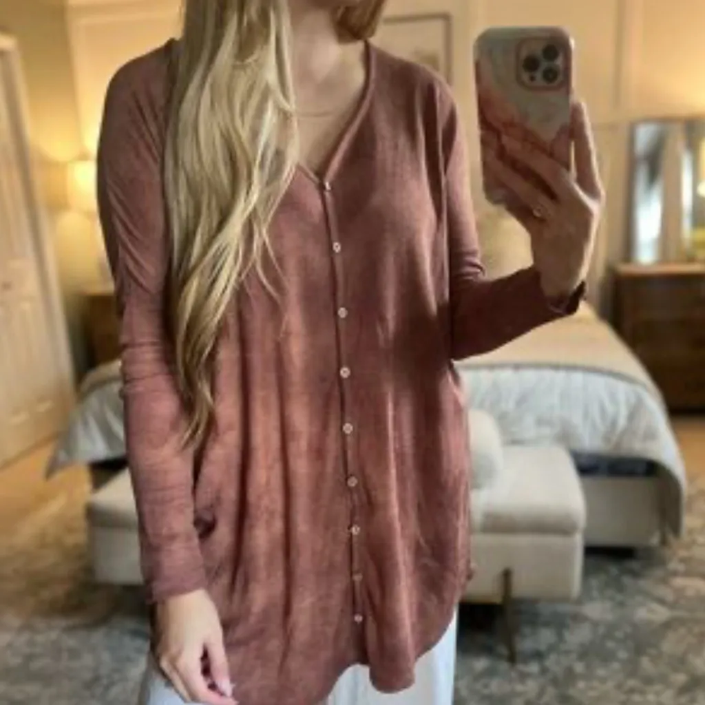 Z SUPPLY Mineral Wash Oversized Button Front Cardigan in Rust Clay Medium - Image 15