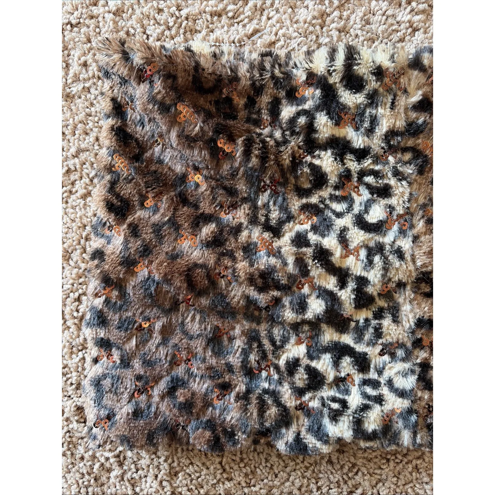 Betsey Johnson Leopard Animal Print Sequin Faux Fux Neck Warmer Cowl One Size - Image 2