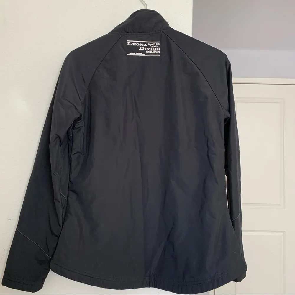 Alo Yoga small black Jacket - Image 7