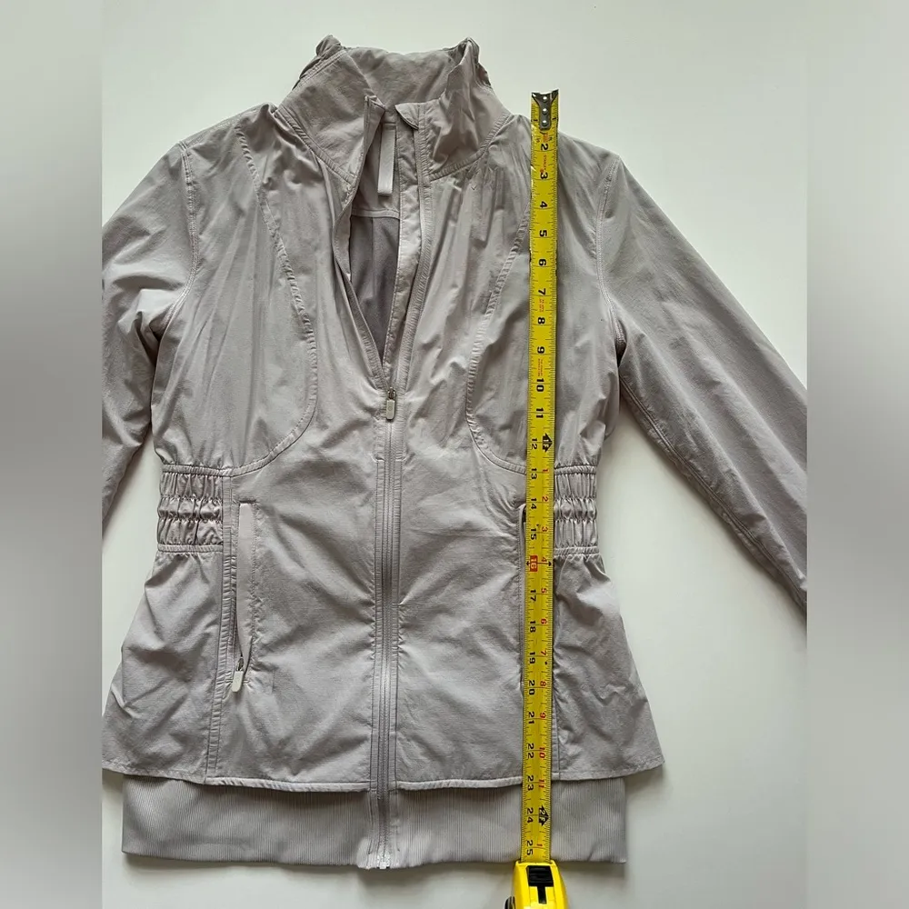 lululemon athletica Sights Seen Jacket Chrome-Size 6 - Image 8