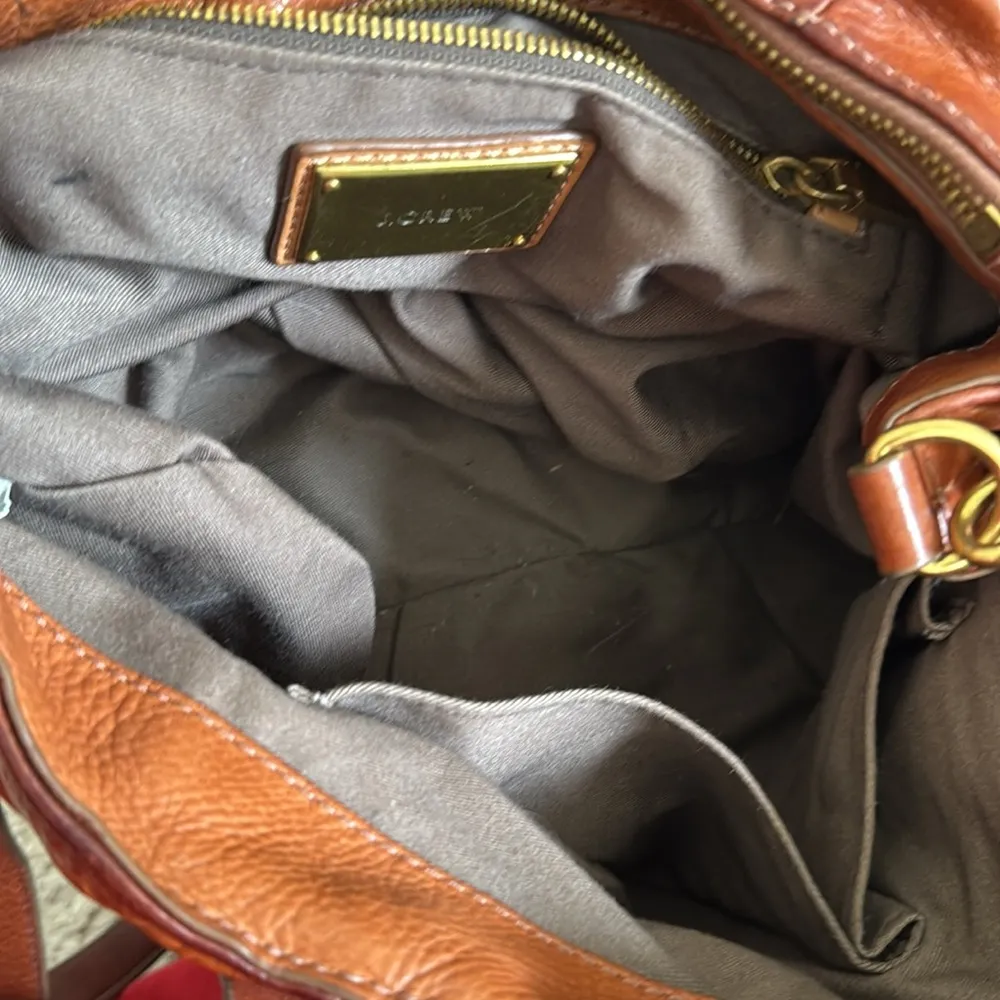 J.Crew Tan Leather Handbag with Gold Accents - Image 4