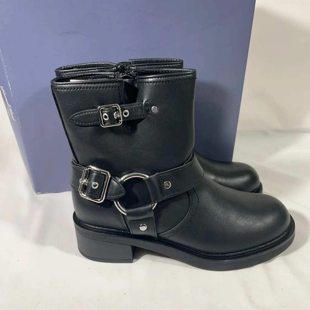UNIVERSAL THREADS CONNER WOMENS ANKLE BOOT FAUX LEATHER W/BUCKLES BLACK SZ 8.5 - Image 3
