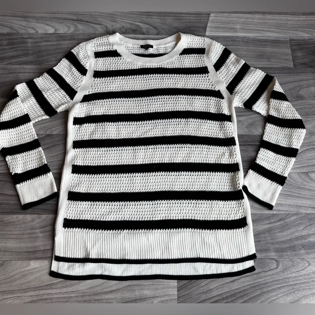 Black and White Striped open knit Sweater - Image 2