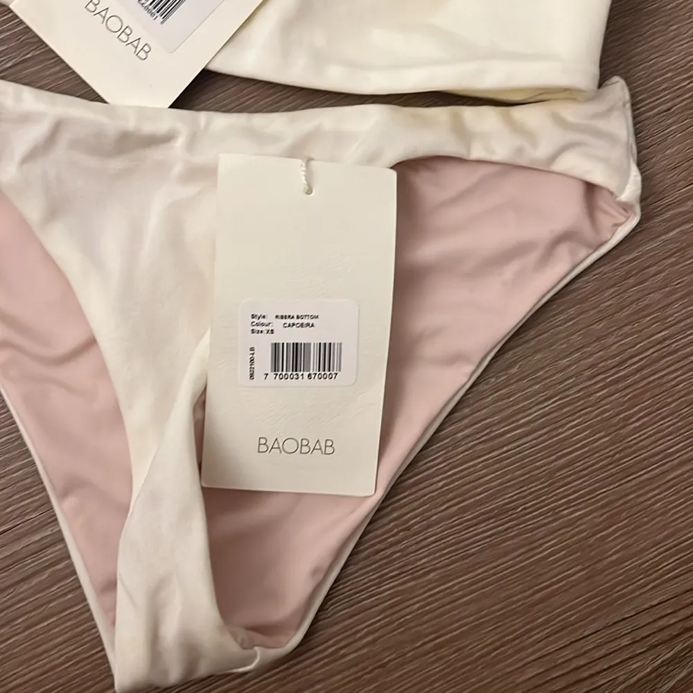 SET NWT Baobab RIBERA TOP AND BOTTOM IN CAPOEIRA Size XS - Image 7