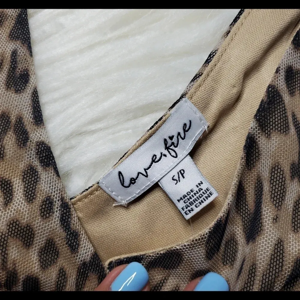 Love, Fire Leopard Croptop Brown - Image 3