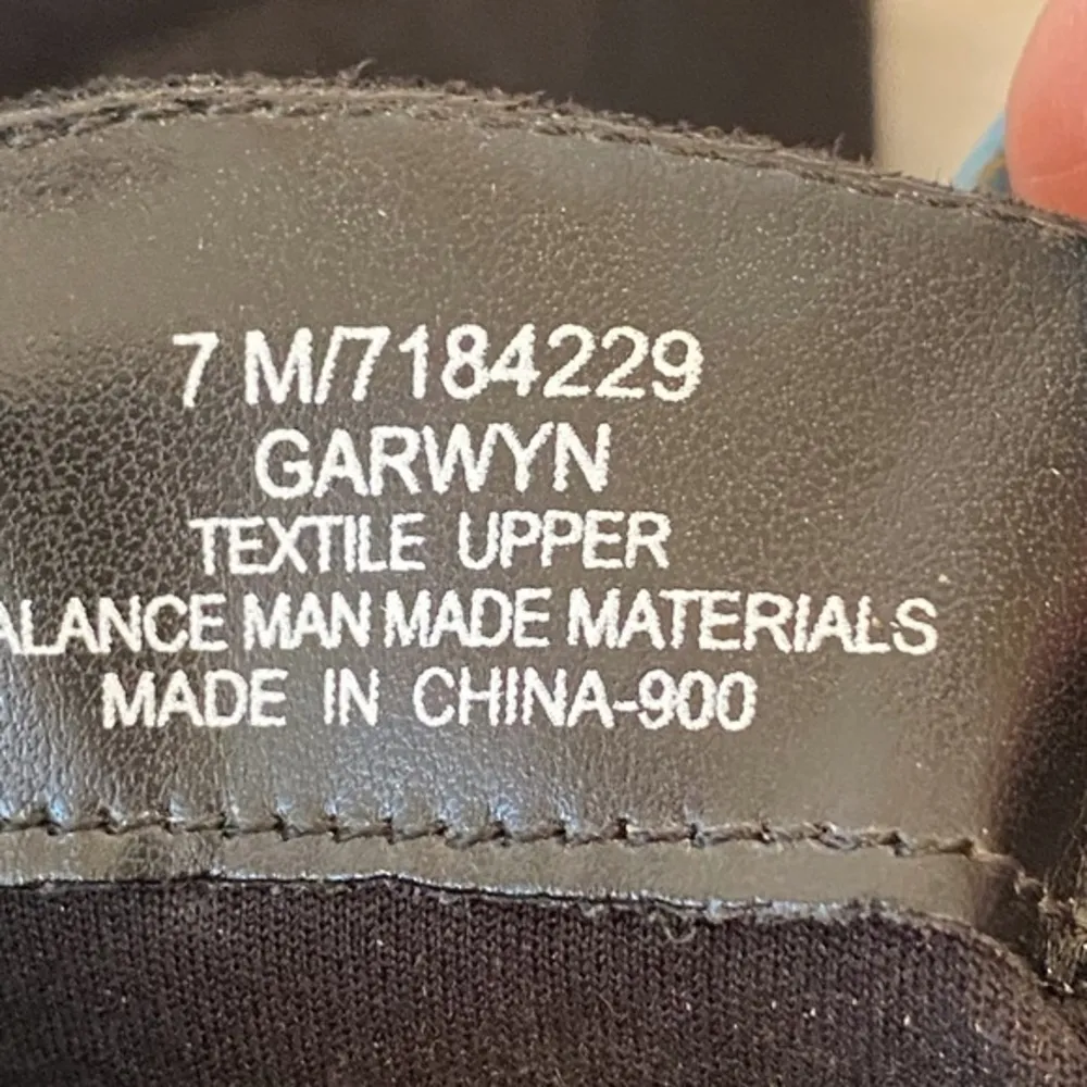 Impo black boots size 7M only worn a couple of times - Image 9