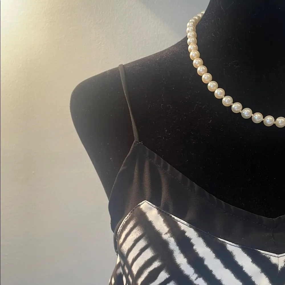 Black and White patterned sun Dress - Image 3