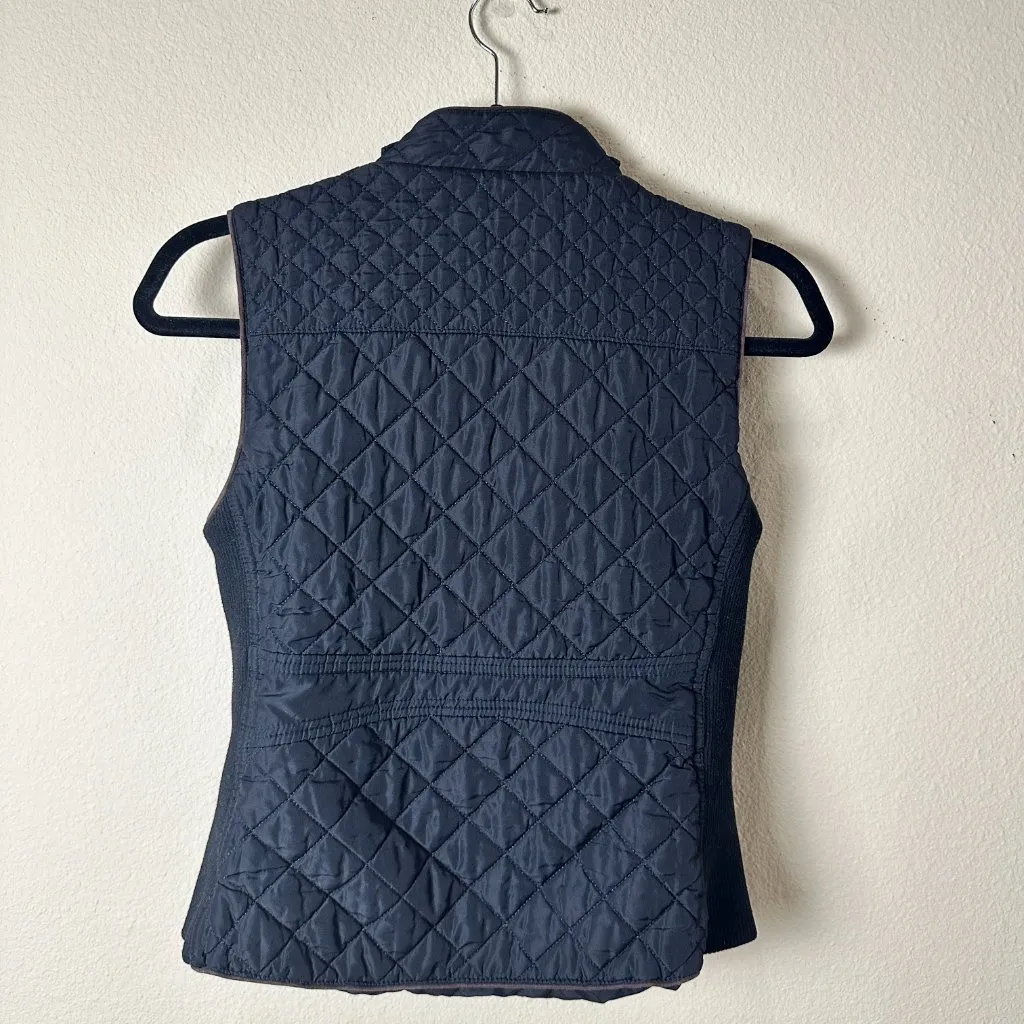 LOVE TREE Quilted Puffer Vest with Gold Zipper accents Size Small - Image 6