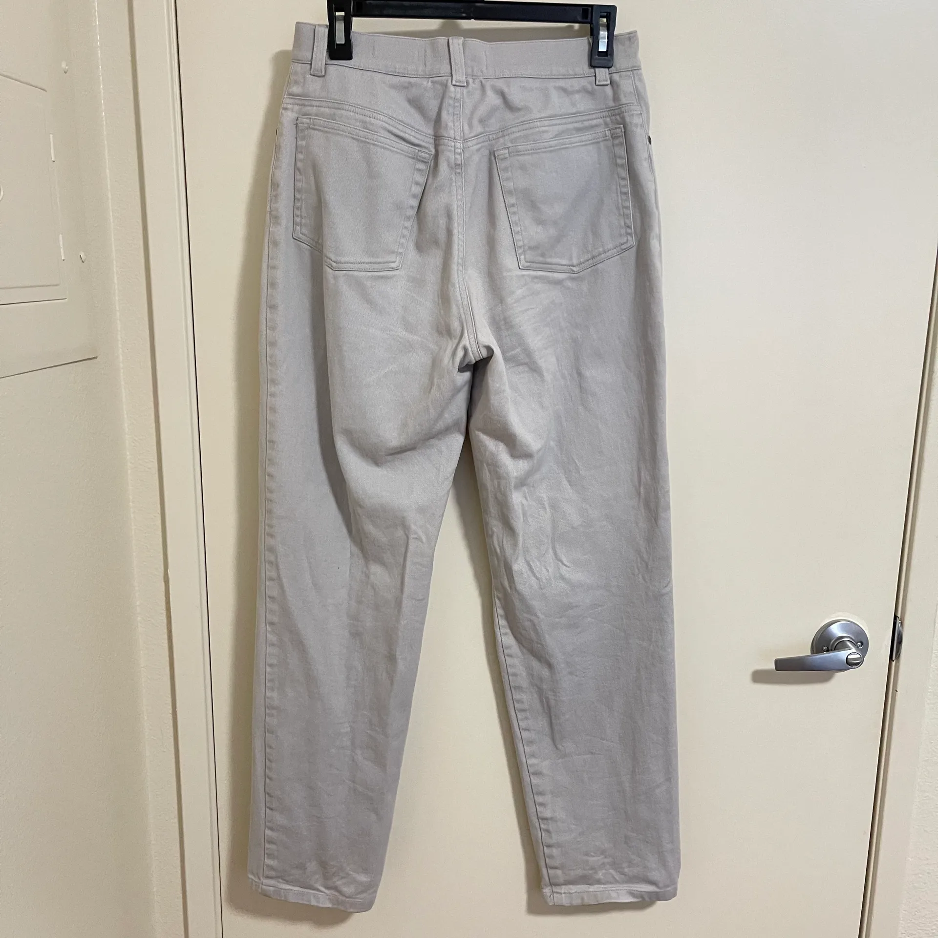 Women’s Grey Classic Stretch Jeans Size 4 (Used) - Image 2