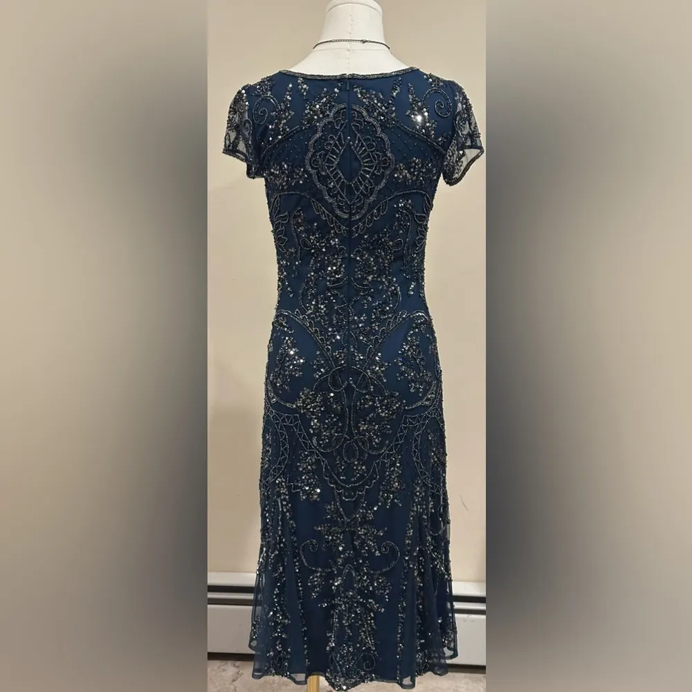 Pisarro Nights Blue Silver Gray Beaded & Sequence Mesh Midi Cocktail Dress Sz 2. - Image 8