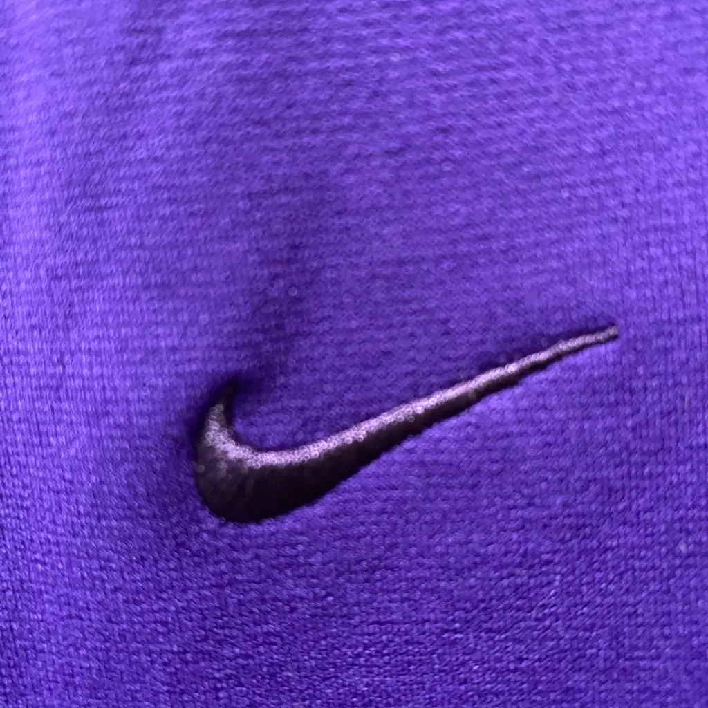 Nike Vibrant Bright Purple Sweatshirt Medium Cabincore Cozy - Image 5