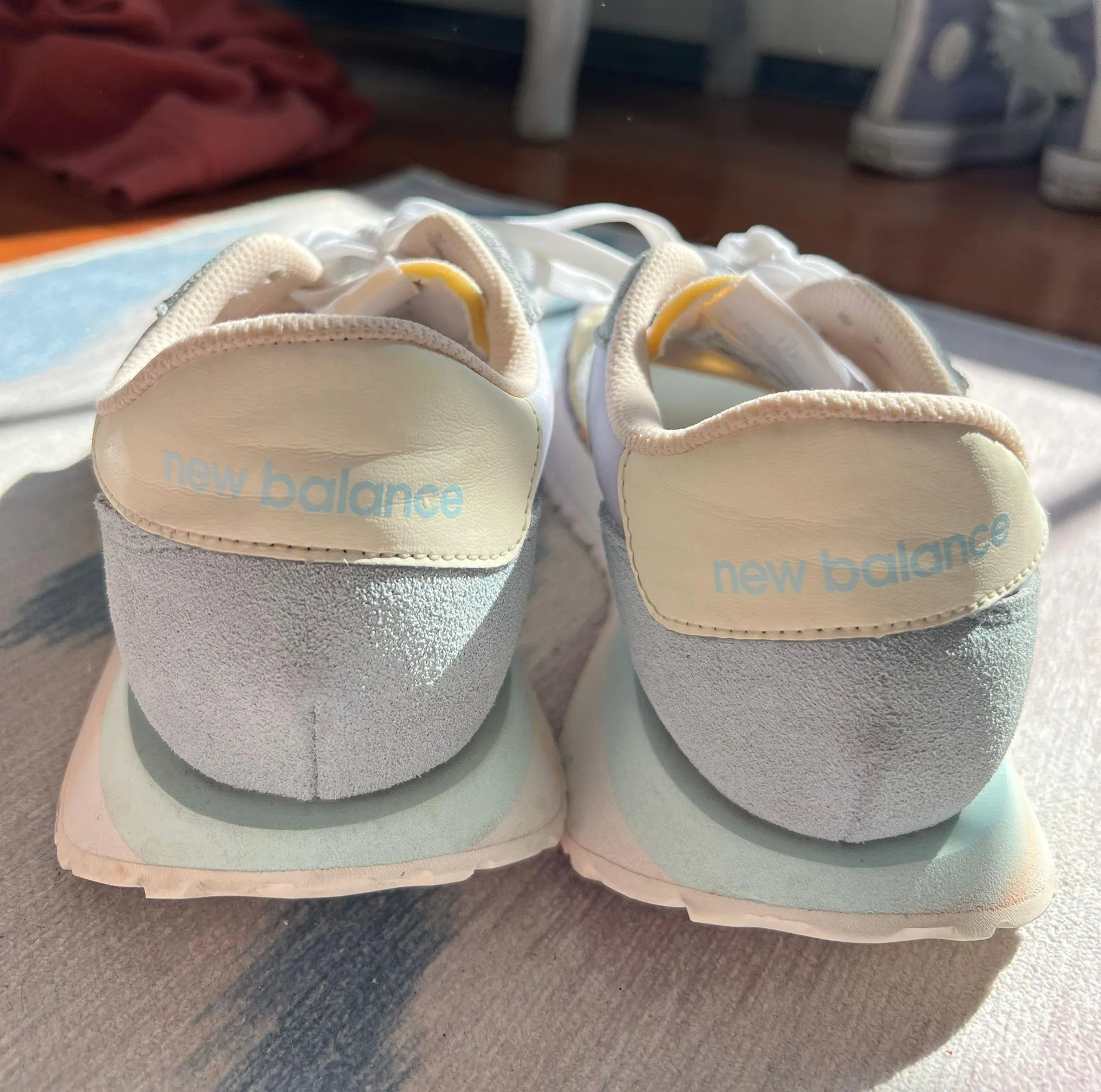 New Balance 237 - Image 2