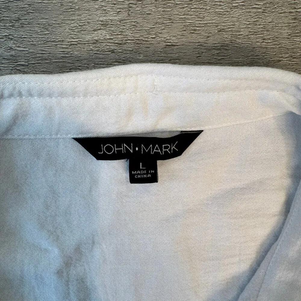 John Mark  Eiffel Tower City Scene button down top size large L37 - Image 2