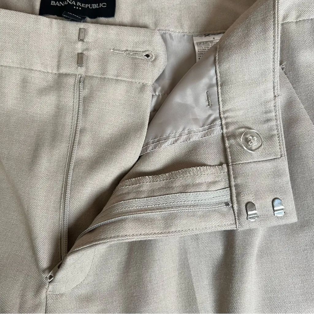 NEW Banana Republic Cuffed Crop Khaki Pants Sz 4 Mid-Rise Classic Career Preppy - Image 5