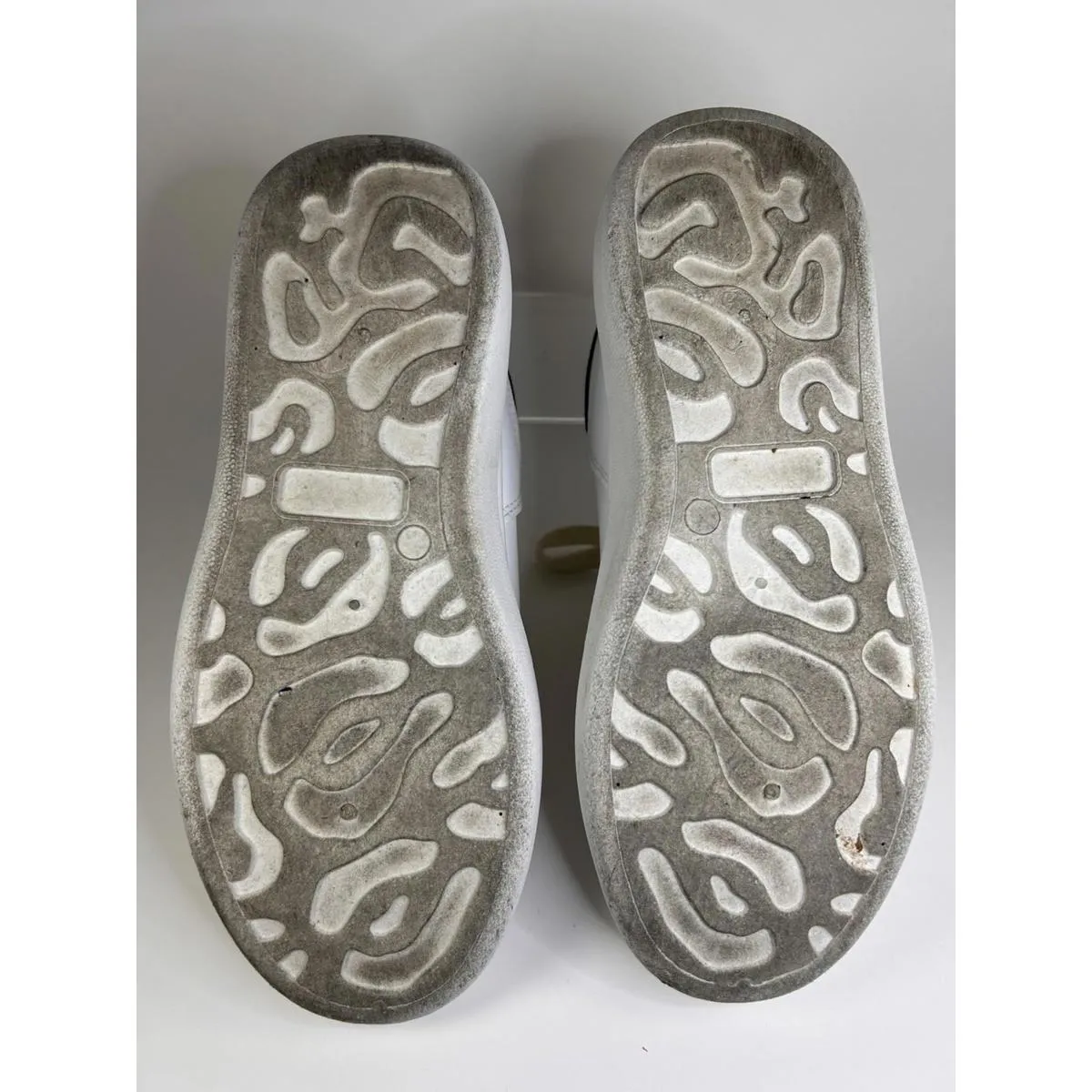 ShoeDazzle Riannon Fashion Sneakers White, US Sz 6 White - Image 8