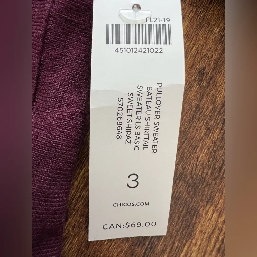  | ladies scoop neck sweater. Size: Chicos 3/XL - Image 2