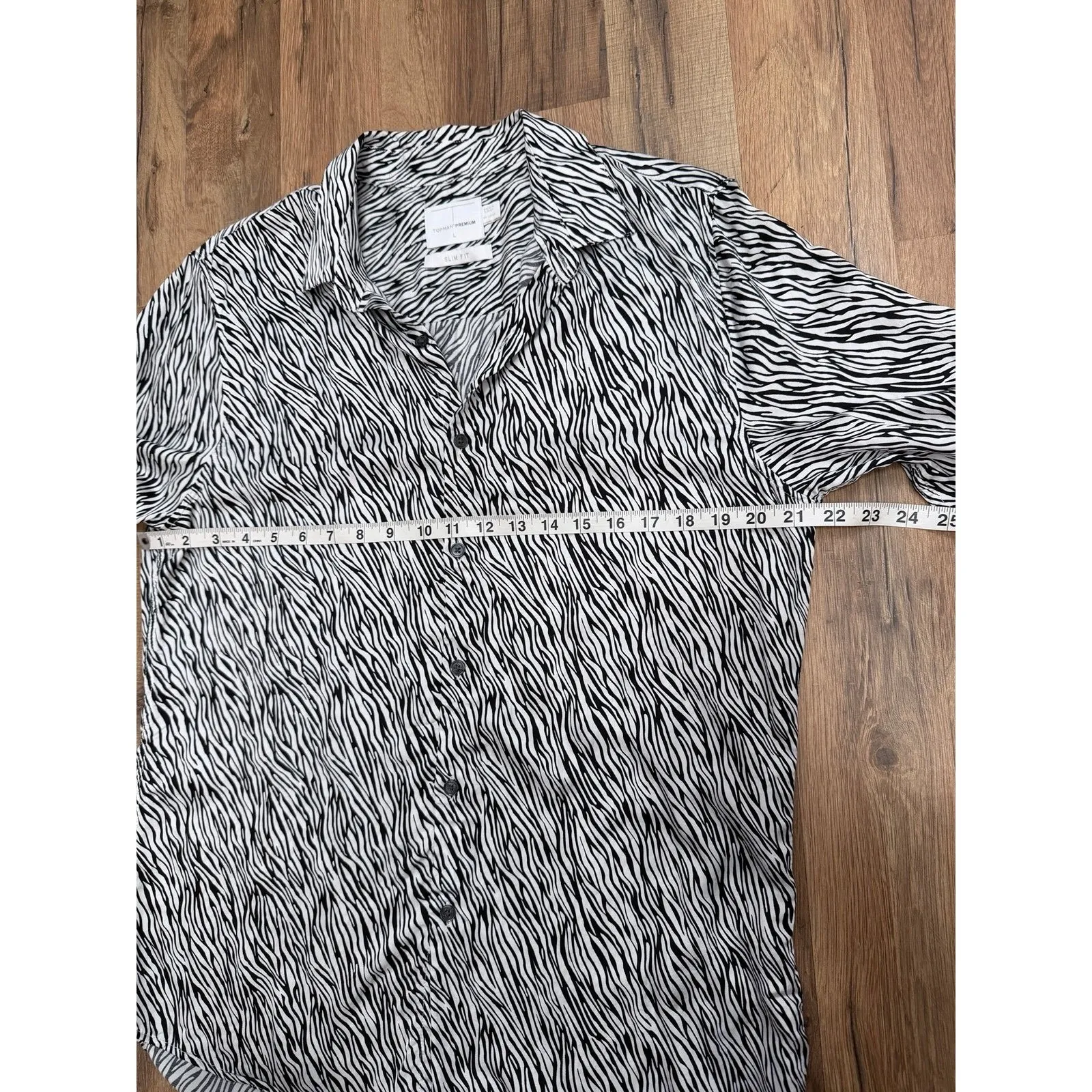 Topman Premium Slim Fit Zebra Print Button‎ Down Shirt Size L - Image 6