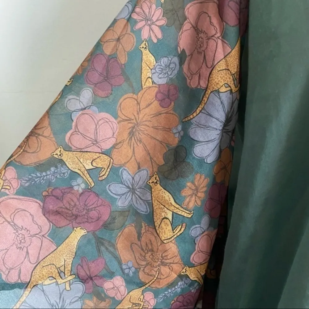 Quagga Green Label • NWT Sheer Green Animal Print Sleeve Kimono Size undefined - Image 11