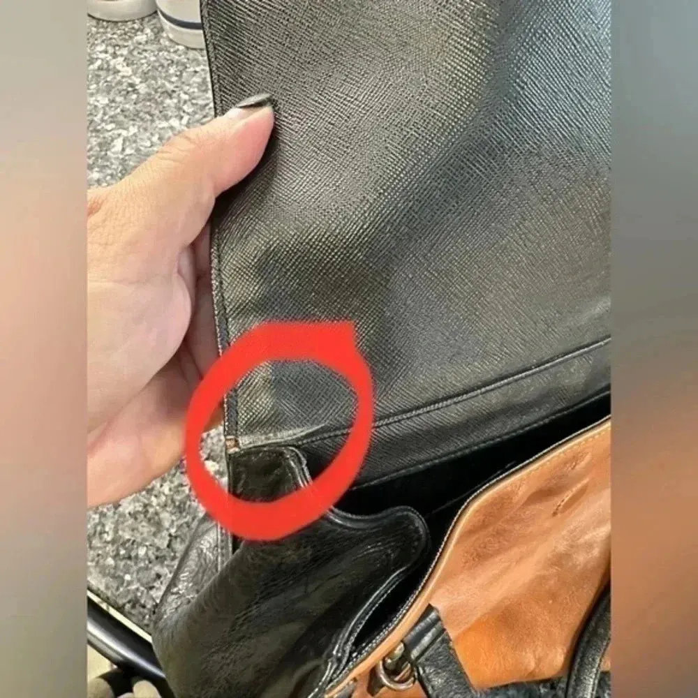 Vintage DKNY Brown & Black Color Block Leather Shoulder Bag - Image 8