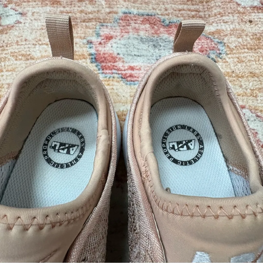 APL Athletic Propulsion Labs Techloom Phantom Rose Gold/Pink Women’s Shoe Size 7 - Image 10