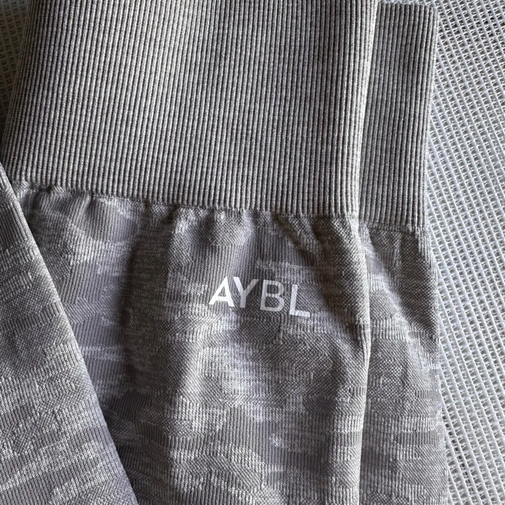 AYBL WOMENS SMALL Gray Jogger Pants - Image 3