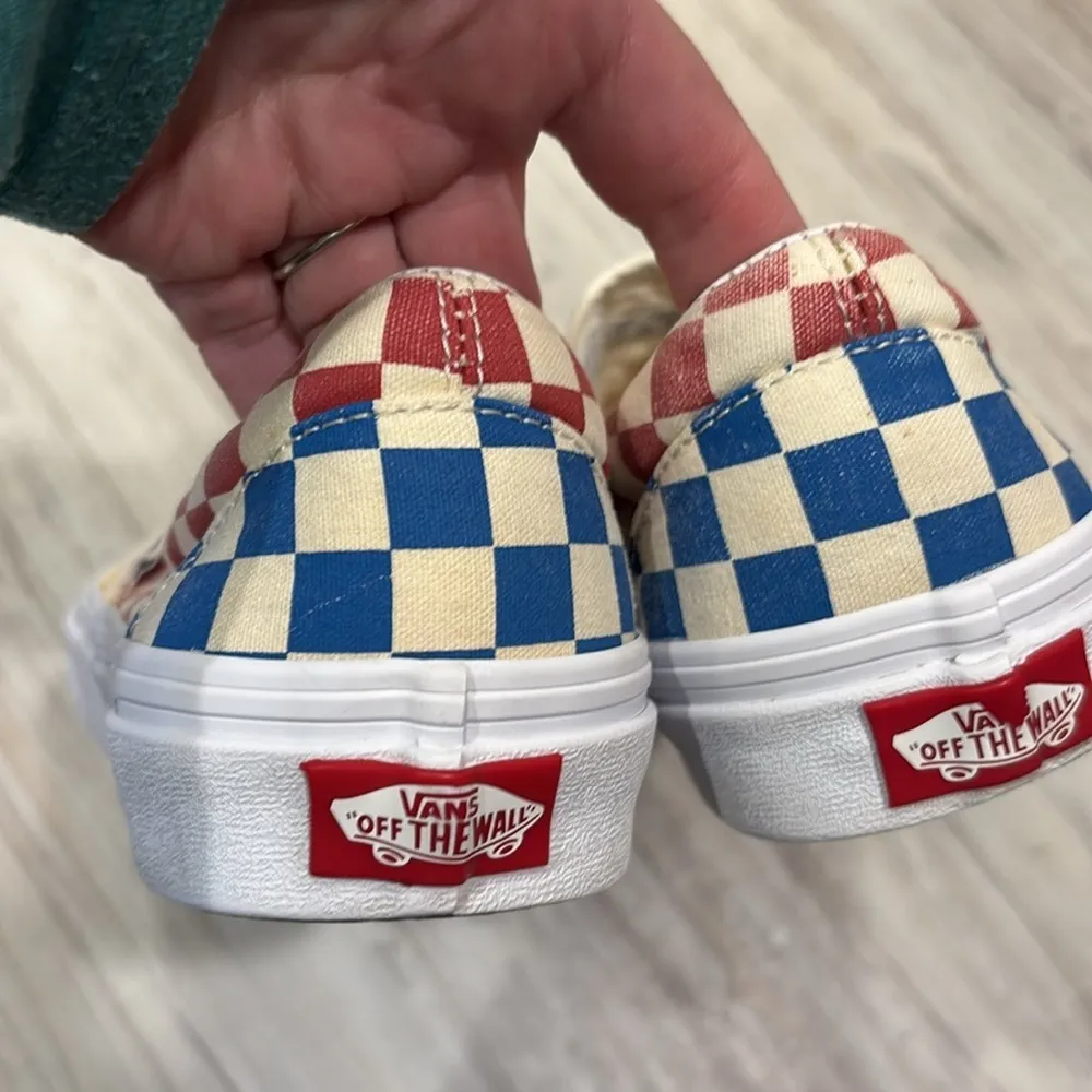 Vans classic slip on Multicolore Bianco Vero unisex shoe 
Women’s 8 men’s 6.5 - Image 4