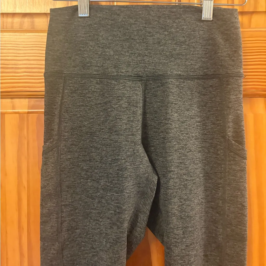 Aerie Dark Heathered Grey High-Waisted Size Medium Leggings - Image 3