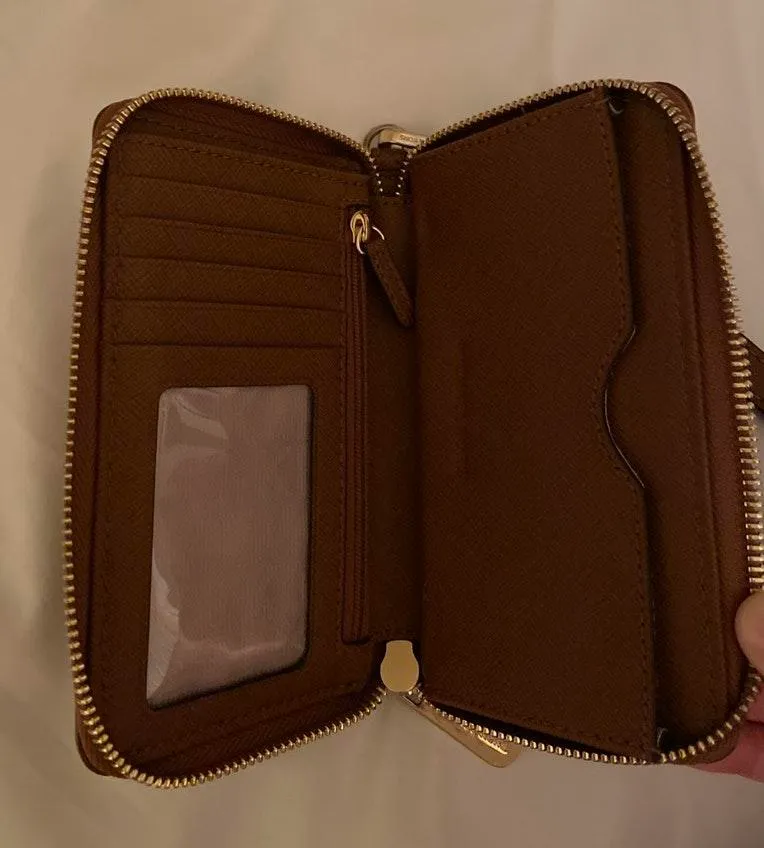 Michael Kors Wristlet - Image 2