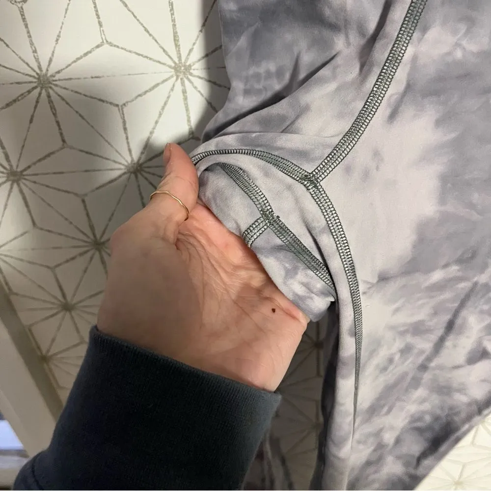 Lululemon Align Super High Rise Pant 28" Diamond Dye
Diamond Dye Star Pitch Grey - Image 7